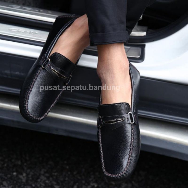 Sepatu Kulit Pria Pantofel Ferrari Casual Kerja Kantor Formal Slip On Santai Keren Hitam dan Coklat