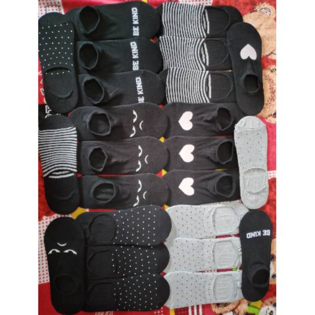 12 pasang Kaos kaki hidden invisible socks motif