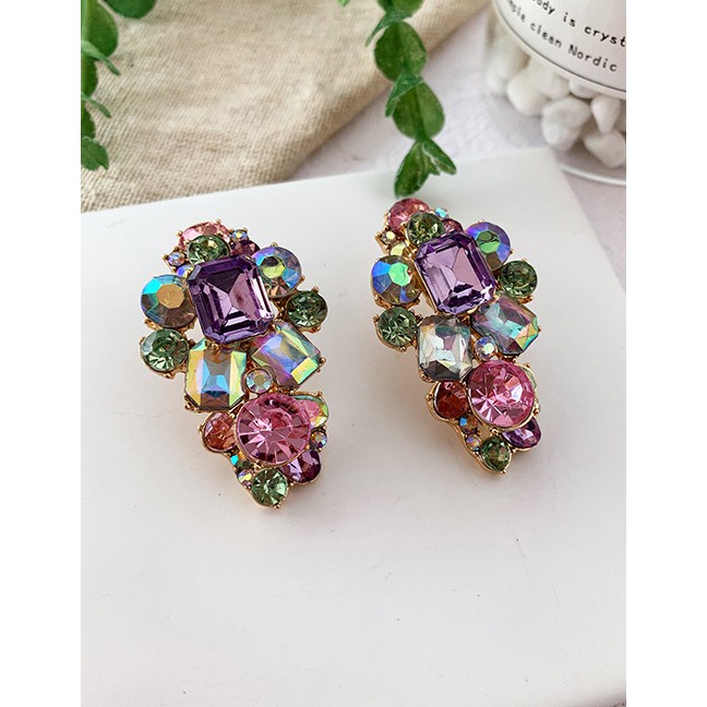 LRC Anting Tusuk Fashion Color Alloy Stud Earrings F55666