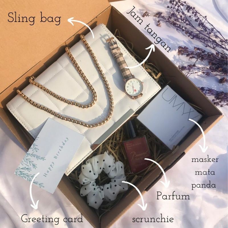 

PACAR/KADO ULANG TAHUN/KADO CEWEK/KADO WISUDA