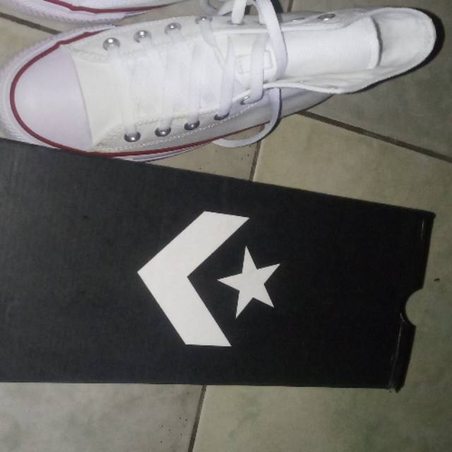 Converse size 41 bnib
