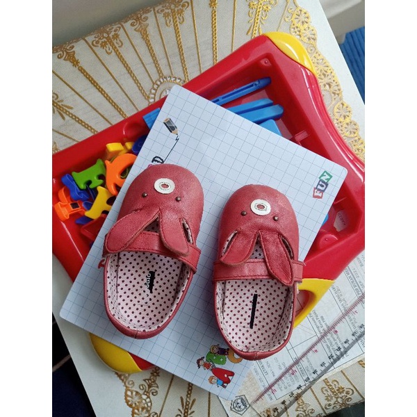 Preloved Aixaggio sepatu anak Free legging