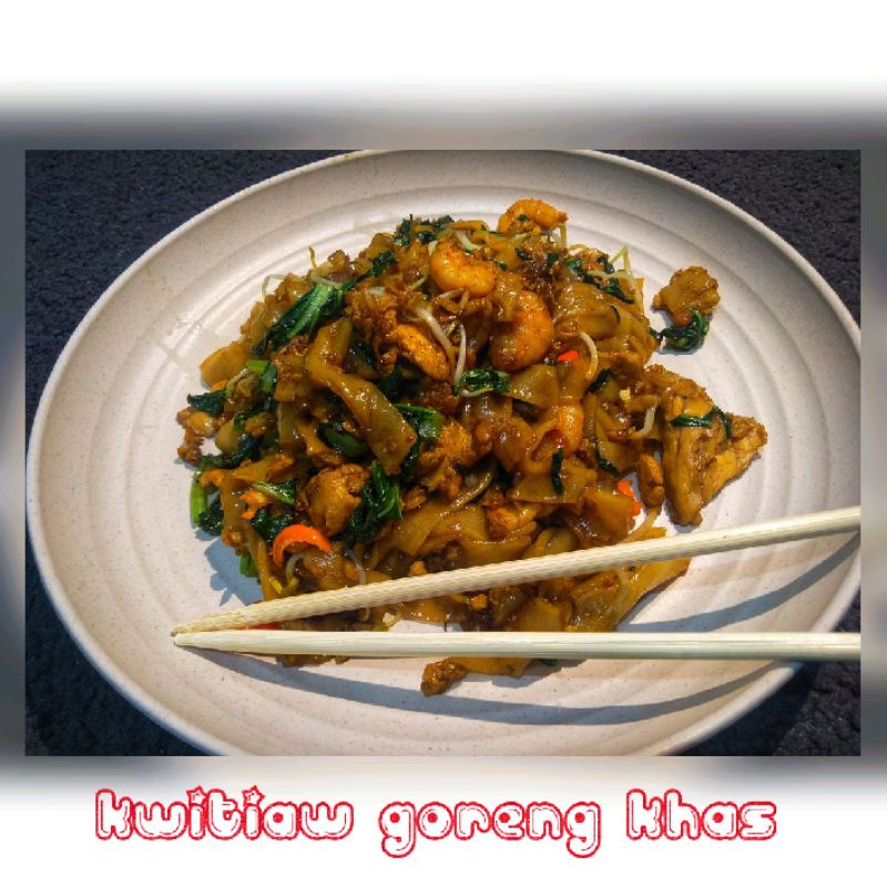 

Kwitiaw Goreng Khas Garut