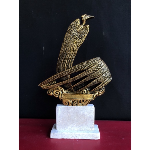 Piala Resin Gepengan Burung Sangata / Trophy Resin / Figur Resin
