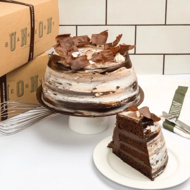 Union Old Fashioned Chocolate cake 26Cm (Kue Ulang tahun/Birthday)-Dengan Ucapan