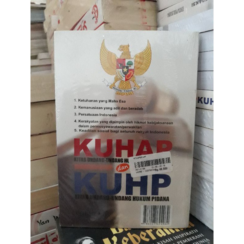 KUHAP dan KUHP Penerbit solusi-1
