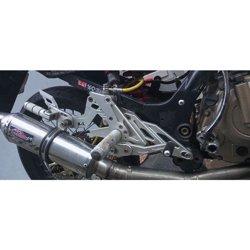 Underbone berlin satria fu karbu