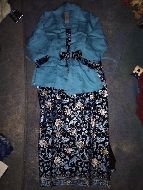 Bg - Batik Couple Rovella Kebaya Modern Setelan Batik Stelan Batik Wanita Rovela Rosela