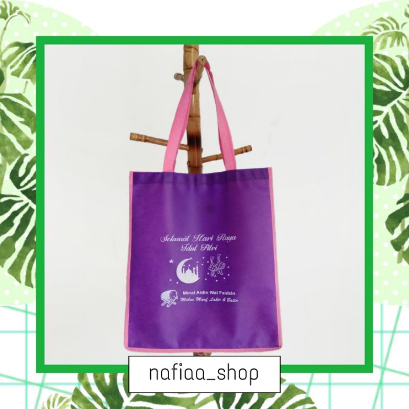 

Tas Lebaran | Hari Raya Idul Fitri | Tas Parcel bahan Spunbond | Furing Sablon (32x20x38cm)