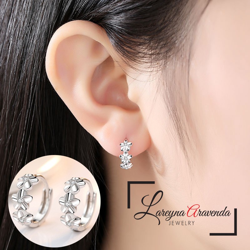 Anting Wanita Silver S925 Model Triple Flower AT034