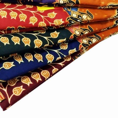 ➧ Sarung Batik Perempuan Suro Unggul Jaya - Warna Acak ♟