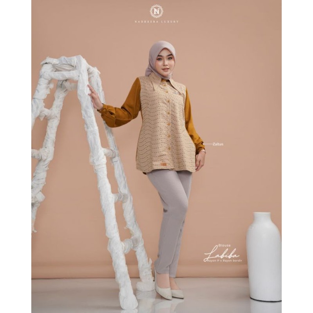 Labiba Blouse By Nadheera Luxury