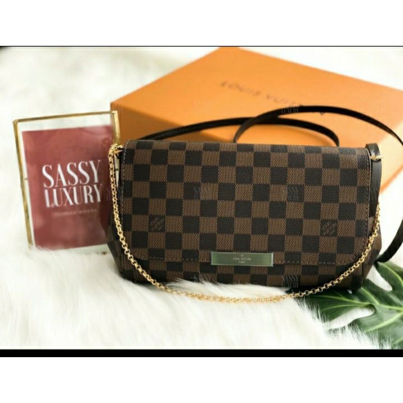 LV Favorite Damier Ebene Size MM (Motif Lain Tersedia)