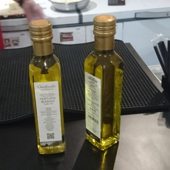 

Fchgtyani White Truffle Oil