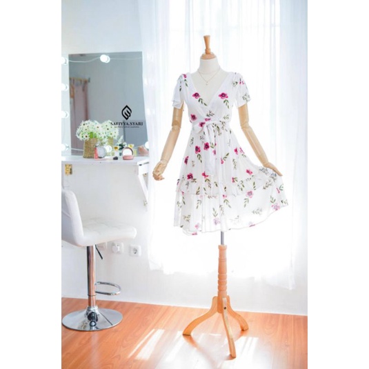 Emma Dress White Putih Safiyya Syari