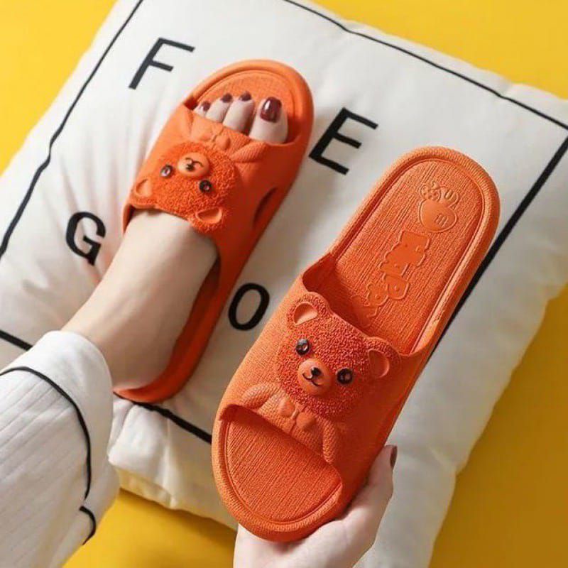 Sandal korea motif bear terbaru Sandal karet import wanita Sandal karet terbaru Sendal selop wanita anti licin