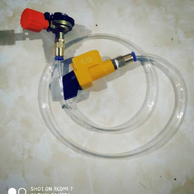 Isi ulang gas kaleng