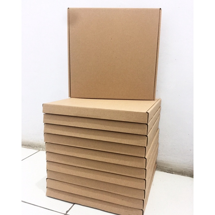 BOX KARDUS VINYL / PIRINGAN HITAM ISI 30 KARDUS