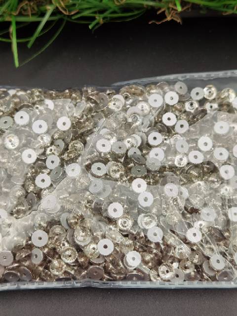 STONE KRISTAL BERLIAN MOTIF BULAT PUTIH LOBANG TENGAH UKURAN 4 MM PER LUSIN