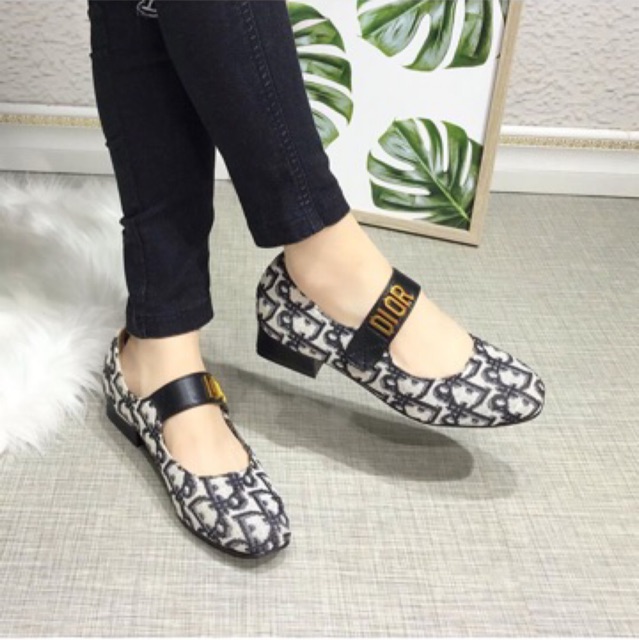 Heels 1719D import realpict