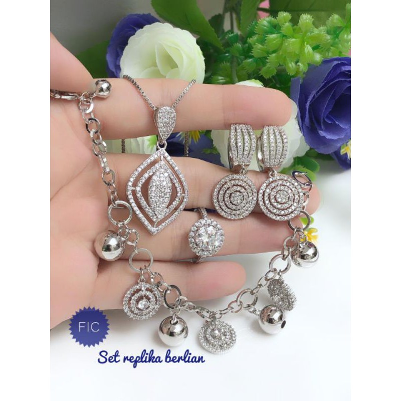 [Replika berlian] Set berlian gelang rantai diamond putih silver mengkilat berlian 210321