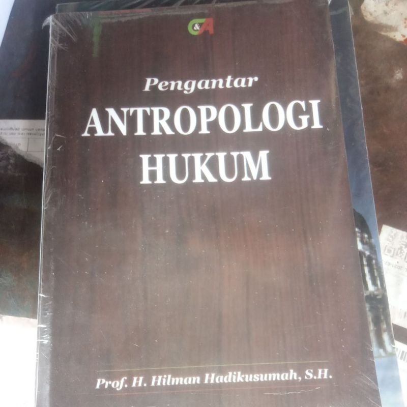 Pengantar Antropologi Hukum