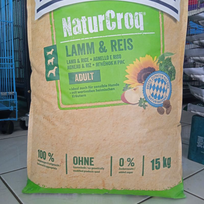 Happy Dog NaturCroq Lamb &amp; Rice 15kg (gojek grab only)