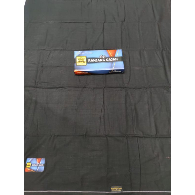 Sarung Hitam Polos Ranjang Gajah
