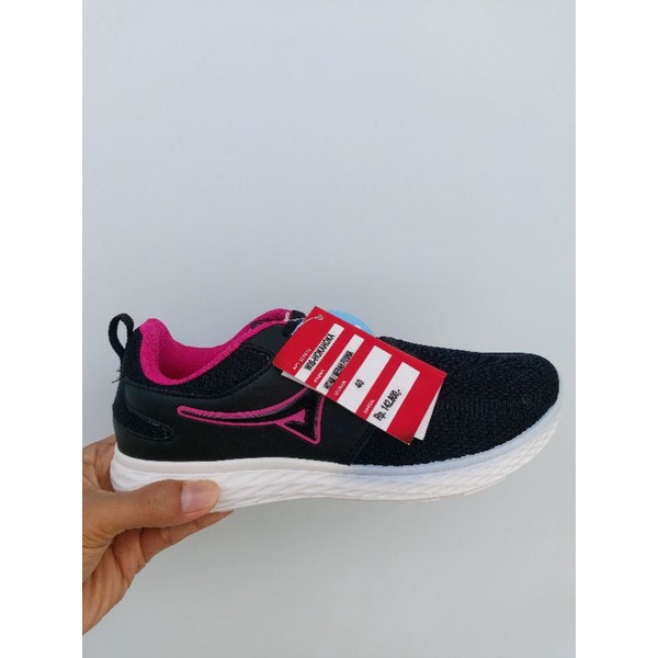 SEPATU ARDILES female-INJ