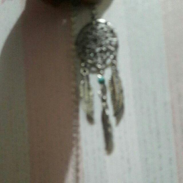 Perhiasan Kalung Wanita: Model Vintage Dengan Rantai Berliontin Pirus Bentuk Dream Catcher Dan Bulu
