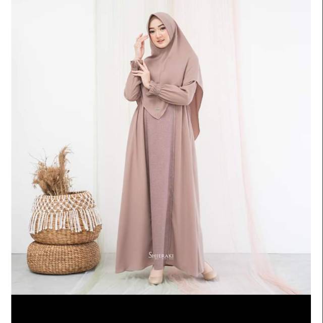 Greta dress by shieraki hijab