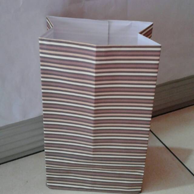 

Paper Bag Paperbag Tas Kertas Goodybag Goody Bag (per 10 pc ) 28*18*6