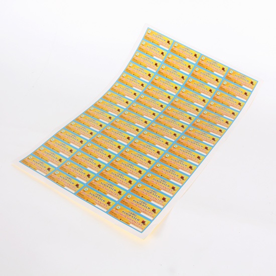 

CETAK STIKER A3+ / F4 / FOLIO BAHAN VINYL / CHROMO/ HVS