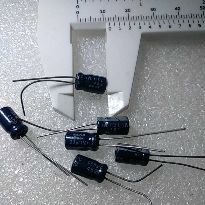 (10 pcs)ELCO 22 UF 50V ELNA