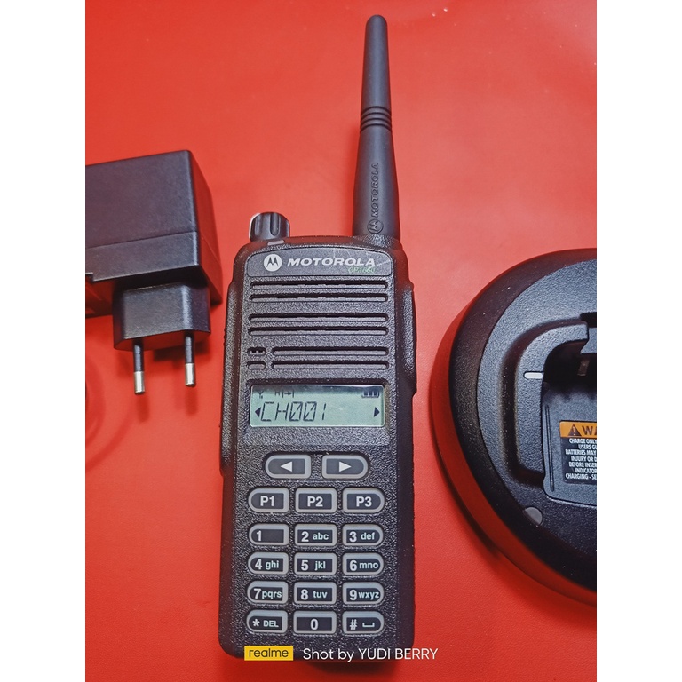 Ht Motorola CP1660 Made in Philippina Frekuensi Uhf Low Band 350.000 sd 390.000 Mhz Kondisi Bekas No