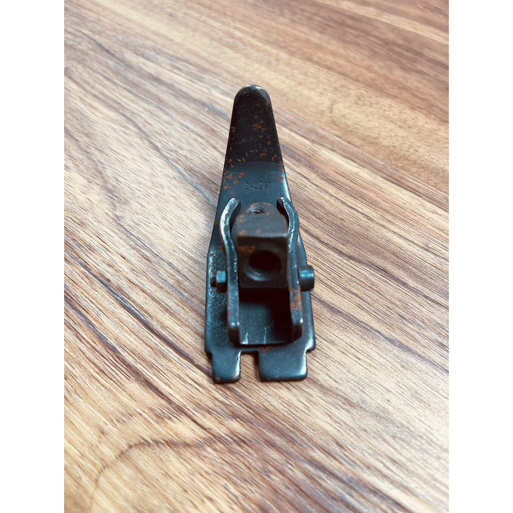 242231 Sepatu Presser Foot NP-7A / NP7A Newlong Mesin Jahit Karung