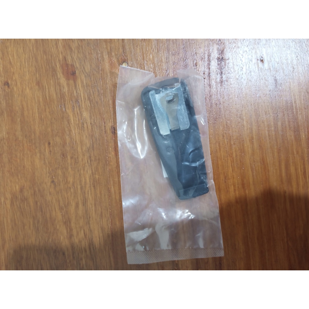 Batre HT Motorola CP 1660 CP 1300 Komplit Beltclip Baterai Battery CP1660