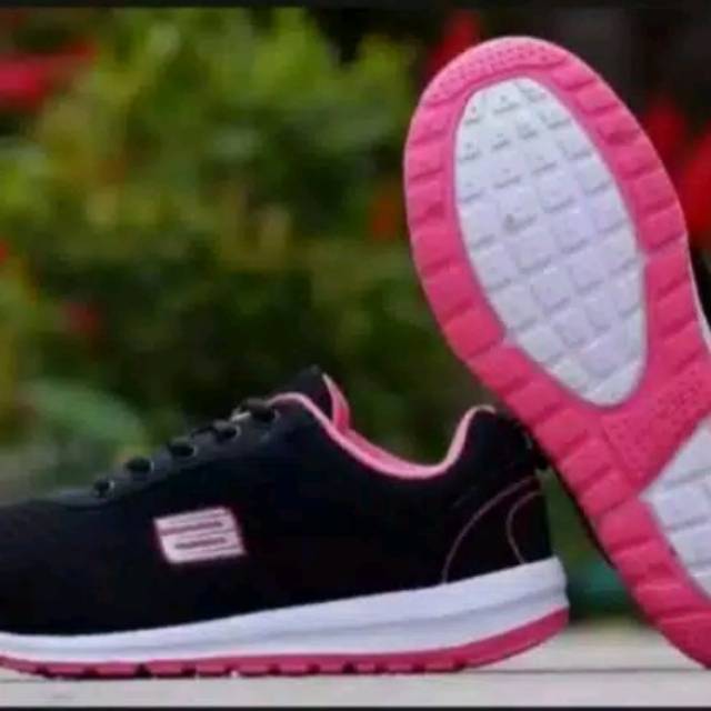 SEPATU WANITA ANDO ZORA - SEPATU OLAH RAGA/ SANTAI - SNEAKERS