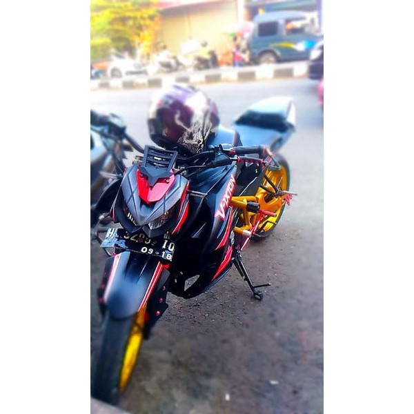 DSA       headlamp z1000 universal .