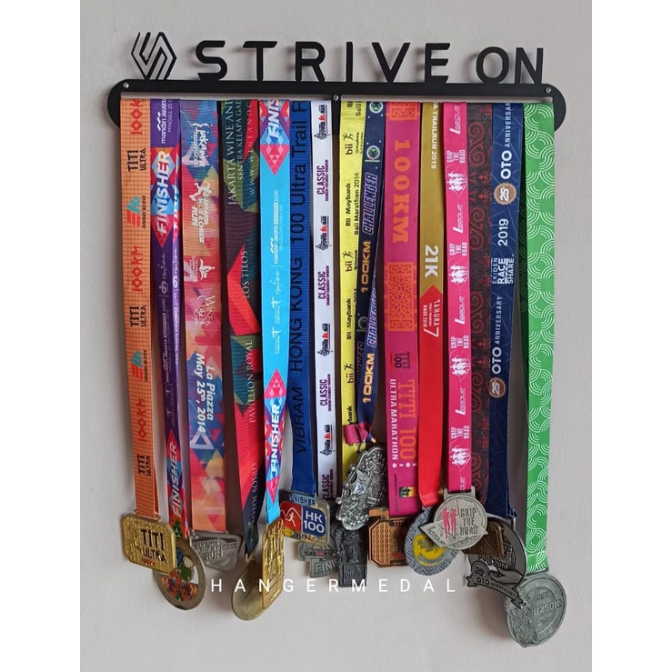 HANGERMEDAL STRIVE ON Medal Hanger Gantungan Medali