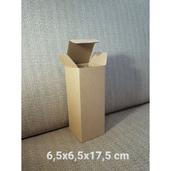 

Kardus Box uk. 6,5x6,5x17,5 cm Kotak Karton Die Cut