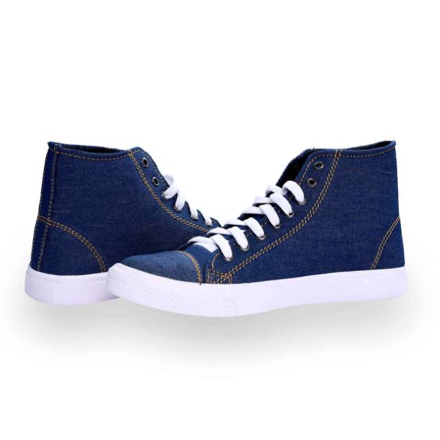 Sepatu snaekers casual pria denim
