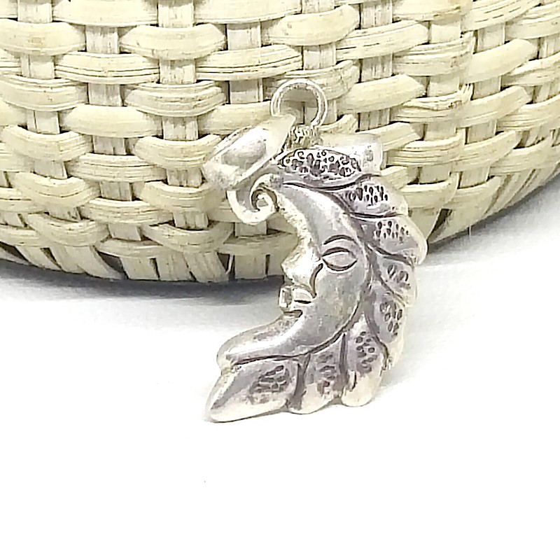 Liontin Mainan Kalung Bulan Moon Wajah Muka Perak Silver Bali Asli 925