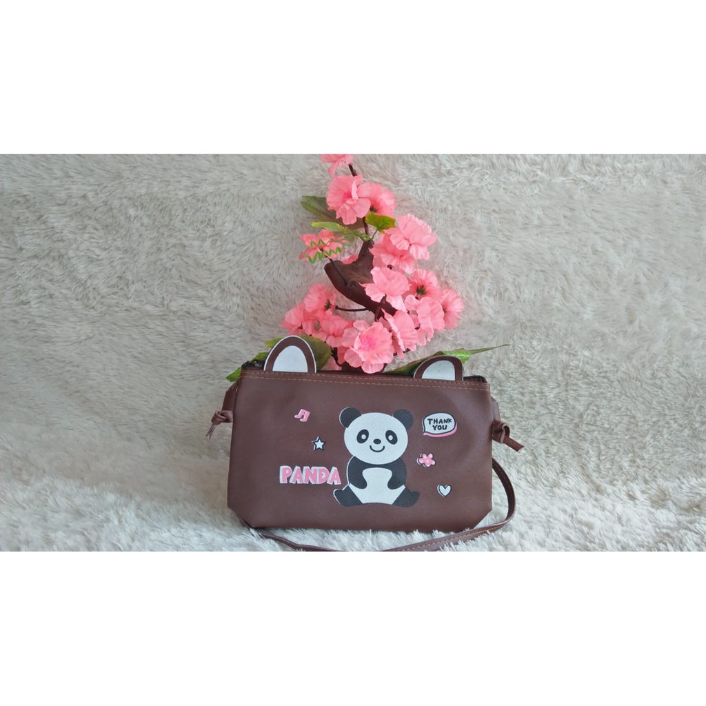 TAS SELEMPANG HELLO PANDA