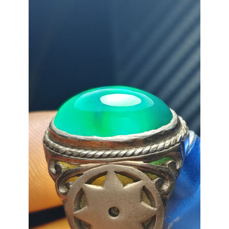 Bacan doko gulau kura tali putih