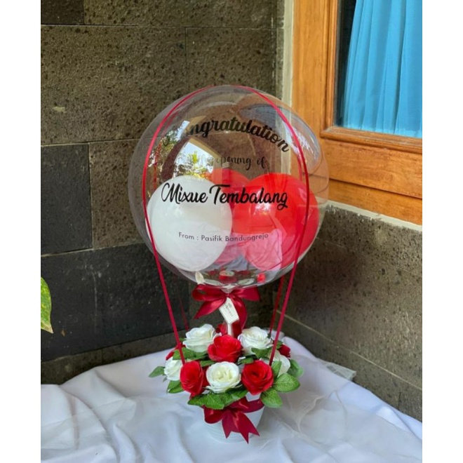 

artificial flowers balloon