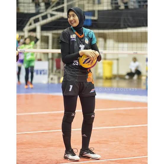 Hijab Bergo Jilbab Kerudung volly Sport Olahraga / hijab instan sehari-hari bahan Jersey