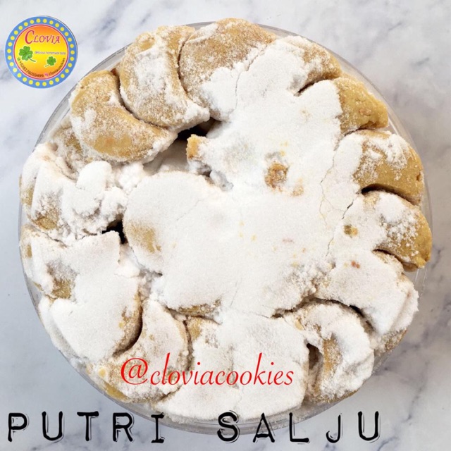 

Kue Putri Salju