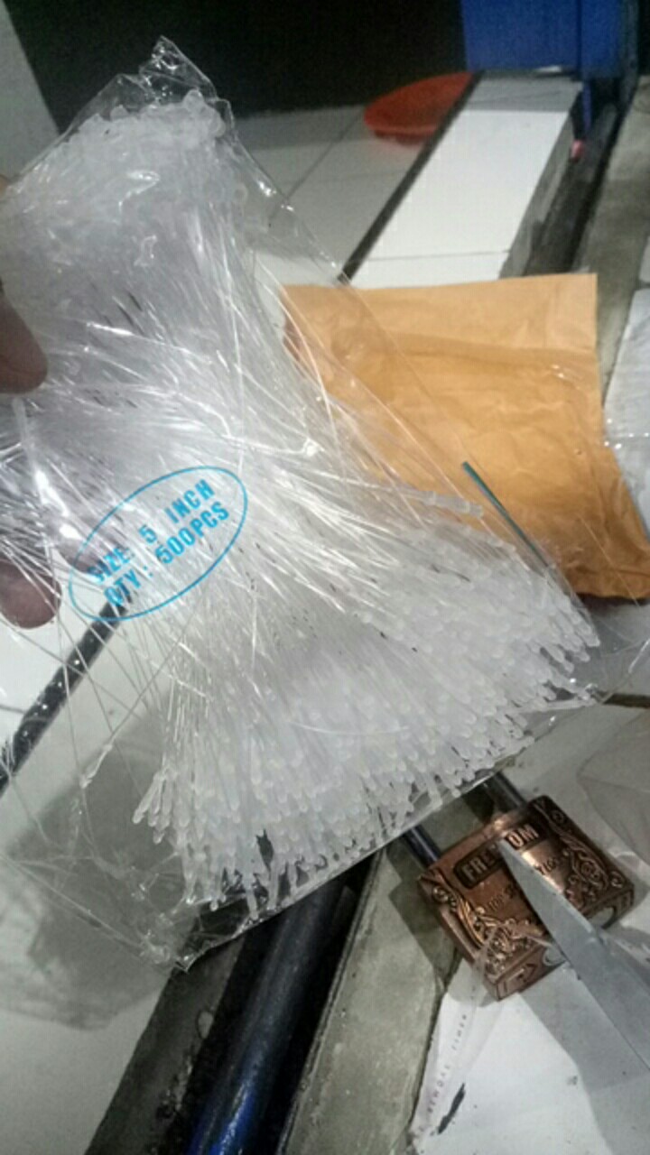 Loop Pin/lock Pin/hang Tag/gantungan Baju/string Pin (isi =500) 5 Inch