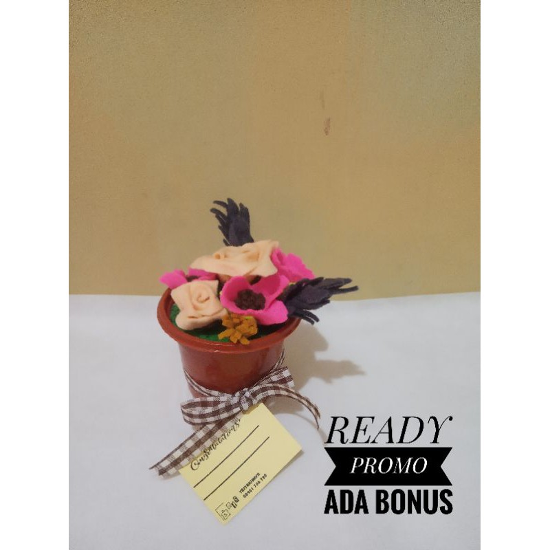Bunga meja makan,bunga meja ruang tamu,bunga meja tamu hias,bunga hias,pajangan,hiasan rumah,hadiah